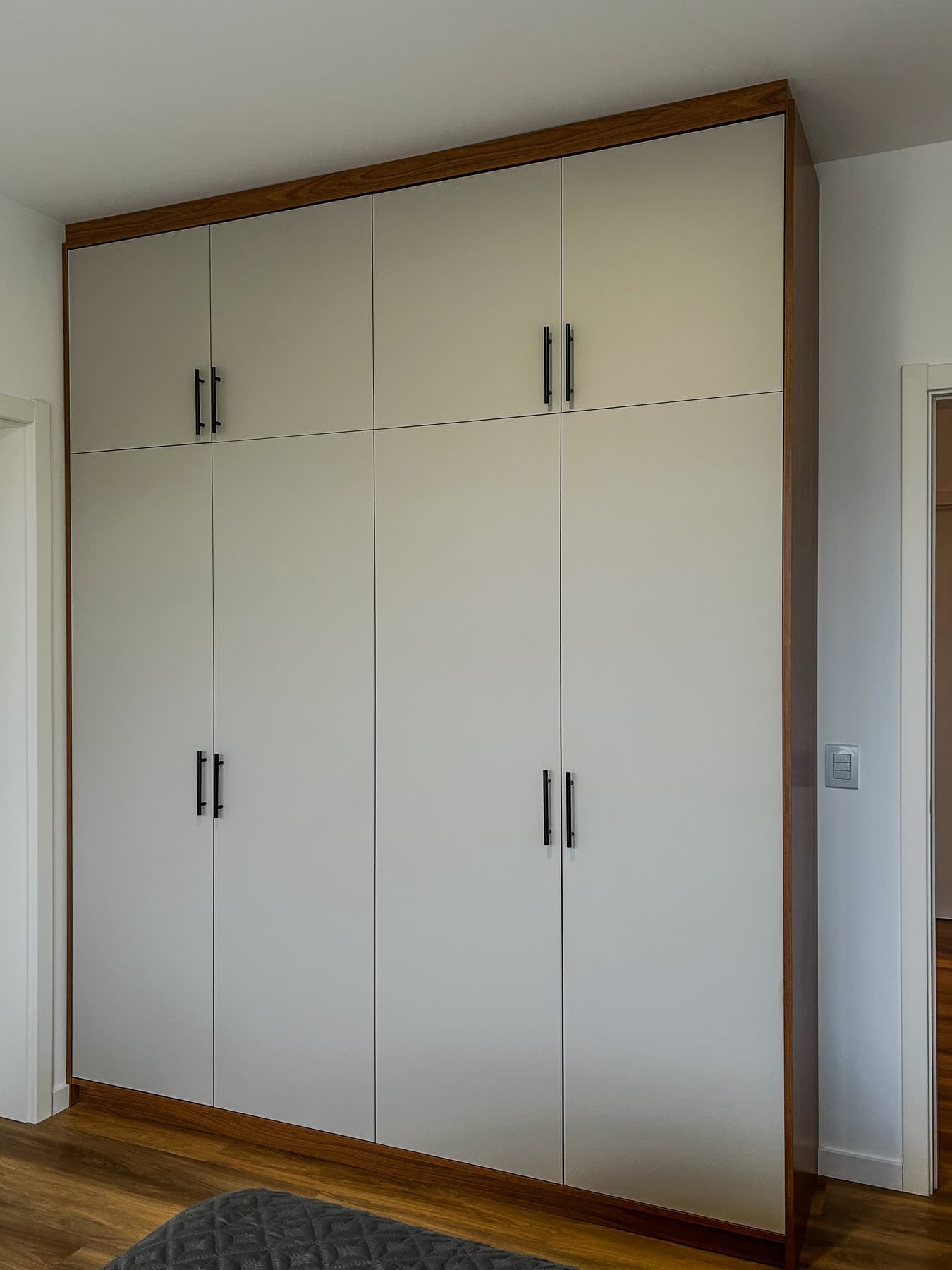 Guarda-roupa branco – imagem 3